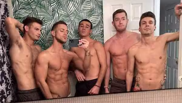 OnlyFans – LetsEatCakeXx – Orgy – Jake Klerin, Johnny Deeper, Jessie Gray – FULL