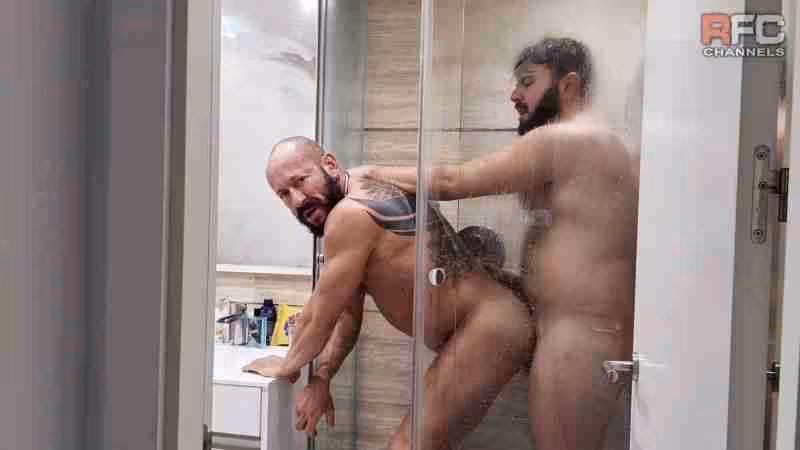 RFC – Water Sports – Leo Grin & Darek Kraft